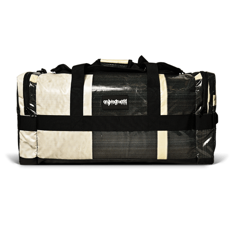 Edition #7/50 - BTCvsFED Duffle