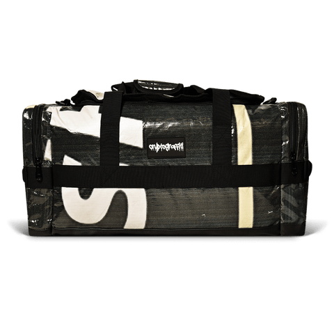 Edition #28/50 - BTCvsFED Duffle