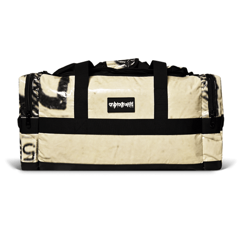 Edition #30/50 - BTCvsFED Duffle