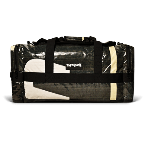 Edition #44/50 - BTCvsFED Duffle